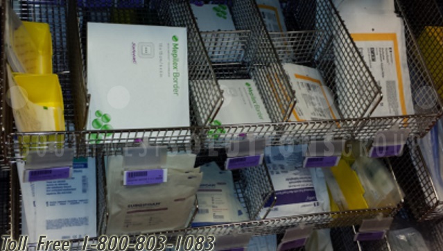 https://www.southwestsolutions.com/wp-content/uploads/2016/11/clean-room-medical-supply-storage-with-color-coded-hospital-goods-label-recognition-1.jpg